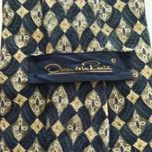Oscar de la Renta‎ tie - Picture 3 of 3